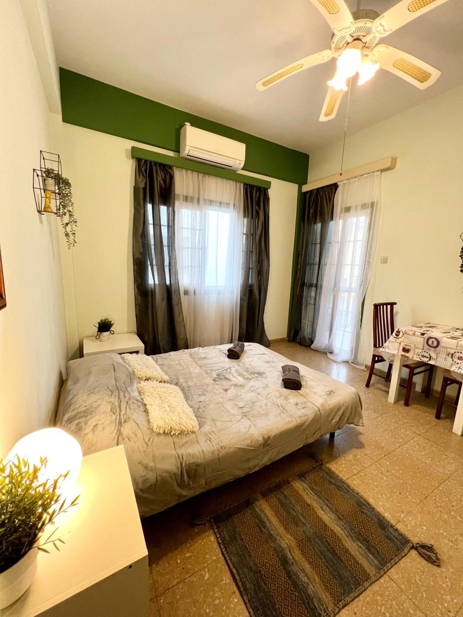 Past Or Tail Rooms Larnaca Ngoại thất bức ảnh